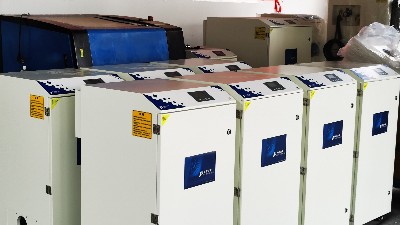 激光煙霧凈化器哪家好,執信環保激光煙霧凈化器凈化車間煙塵污染！