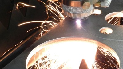 執(zhí)信環(huán)保激光切割煙霧過濾器，幫助激光切割企業(yè)凈化車間污染！