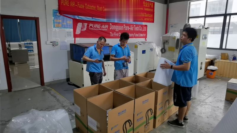 煙塵凈化機,工業煙塵凈化機,車間煙塵凈化機。 煙塵凈化機,工業煙塵凈化機,車間煙塵凈化機。